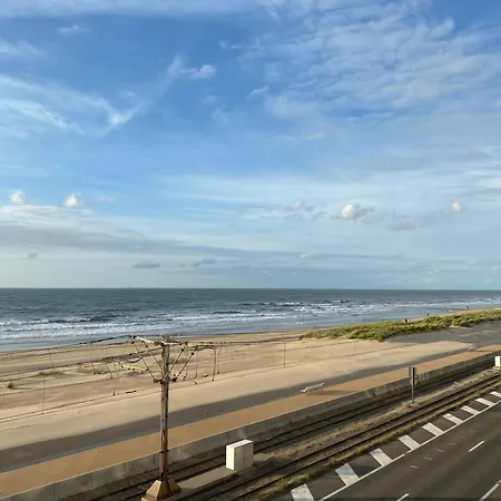 شقة Hoekstudio Met Zeezicht & Hotelgevoel أوستيند