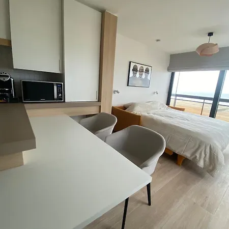 Hoekstudio Met Zeezicht & Hotelgevoel *