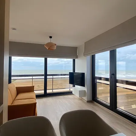 Hoekstudio Met Zeezicht & Hotelgevoel Oostende