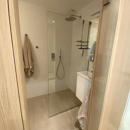Hoekstudio Met Zeezicht & Hotelgevoel أوستيند