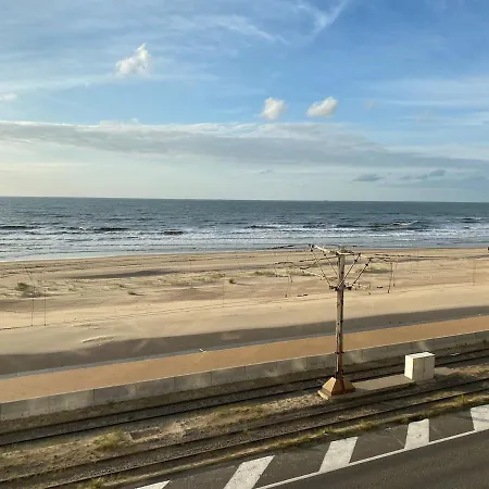 Daire Hoekstudio Met Zeezicht & Hotelgevoel Oostende